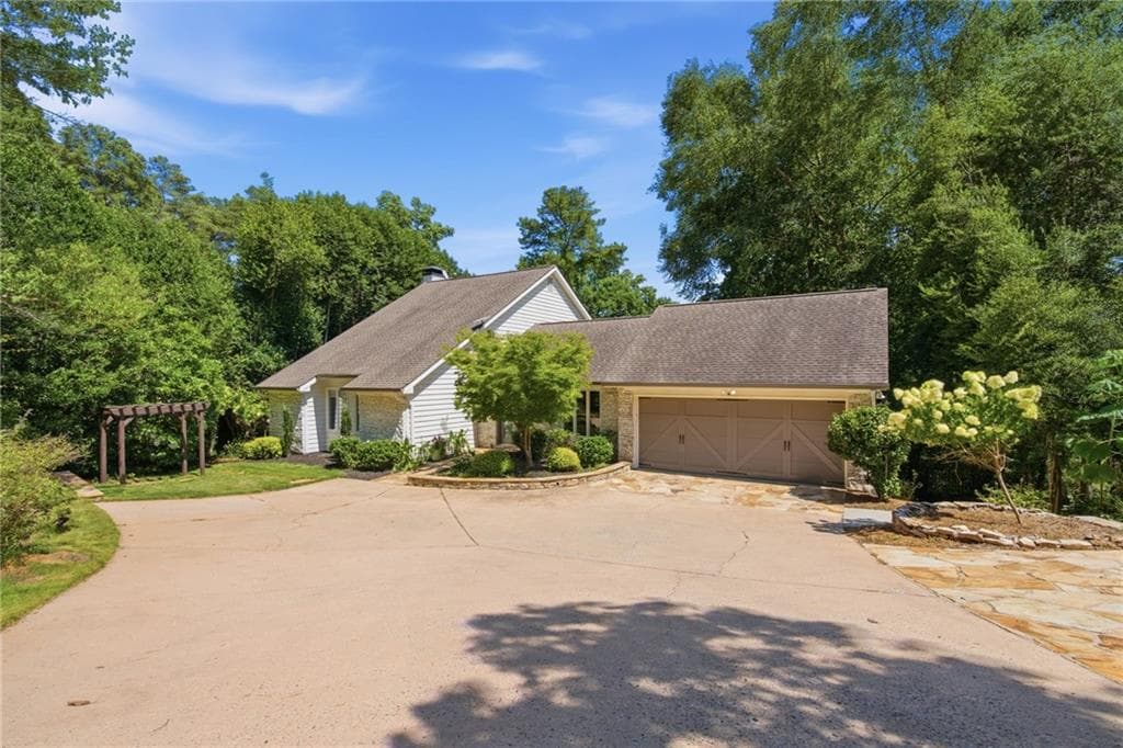 4 bedroom, 4 bathroom, 4,054 sq ft single family residence under contract at 8190 Old Mill Drive, Gainesville, GA 30506