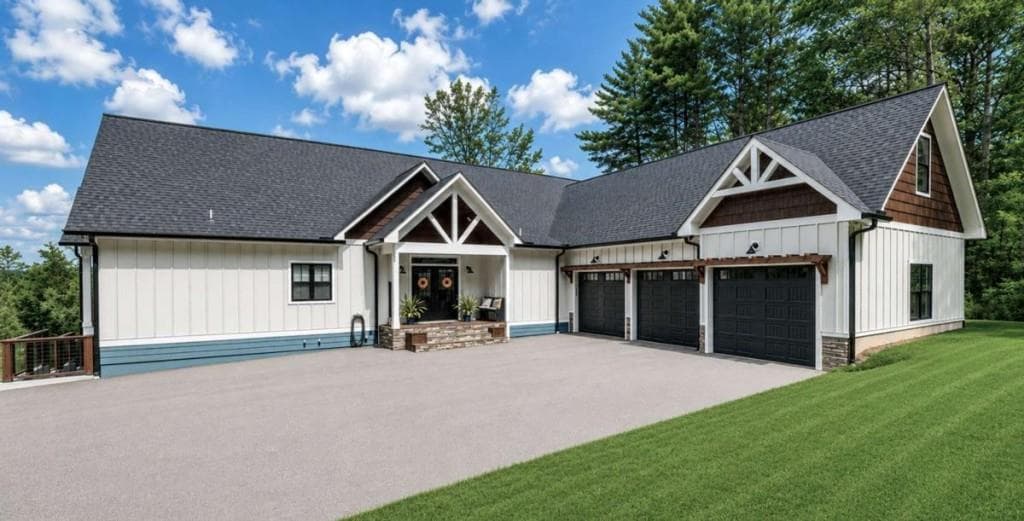 4 bedroom, 3 bathroom, 5,306 sq ft single family residence for sale at 359 New Water Way, Blairsville, GA 30512 — photo 2