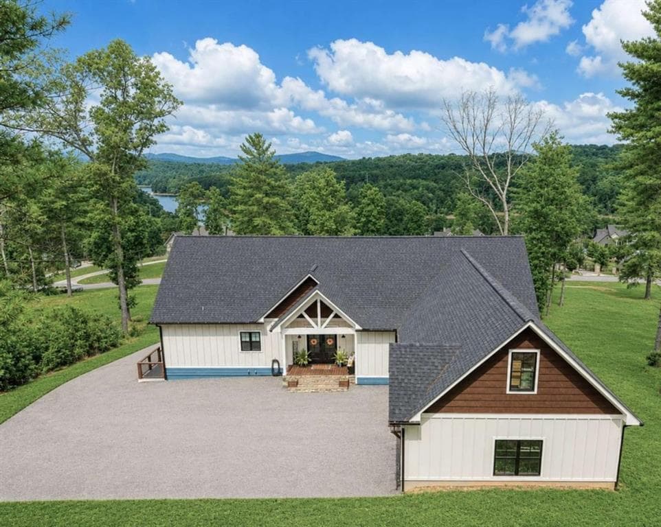4 bedroom, 3 bathroom, 5,306 sq ft single family residence for sale at 359 New Water Way, Blairsville, GA 30512 — photo 10