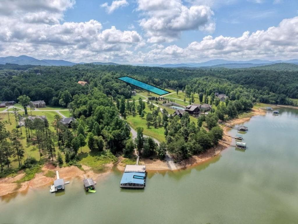 4 bedroom, 3 bathroom, 5,306 sq ft single family residence for sale at 359 New Water Way, Blairsville, GA 30512 — photo 7