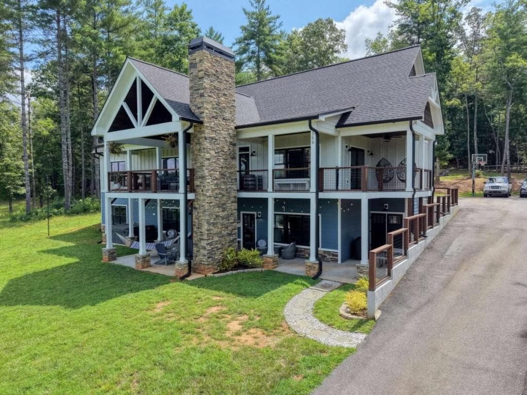 4 bedroom, 3 bathroom, 5,306 sq ft single family residence for sale at 359 New Water Way, Blairsville, GA 30512 — photo 9
