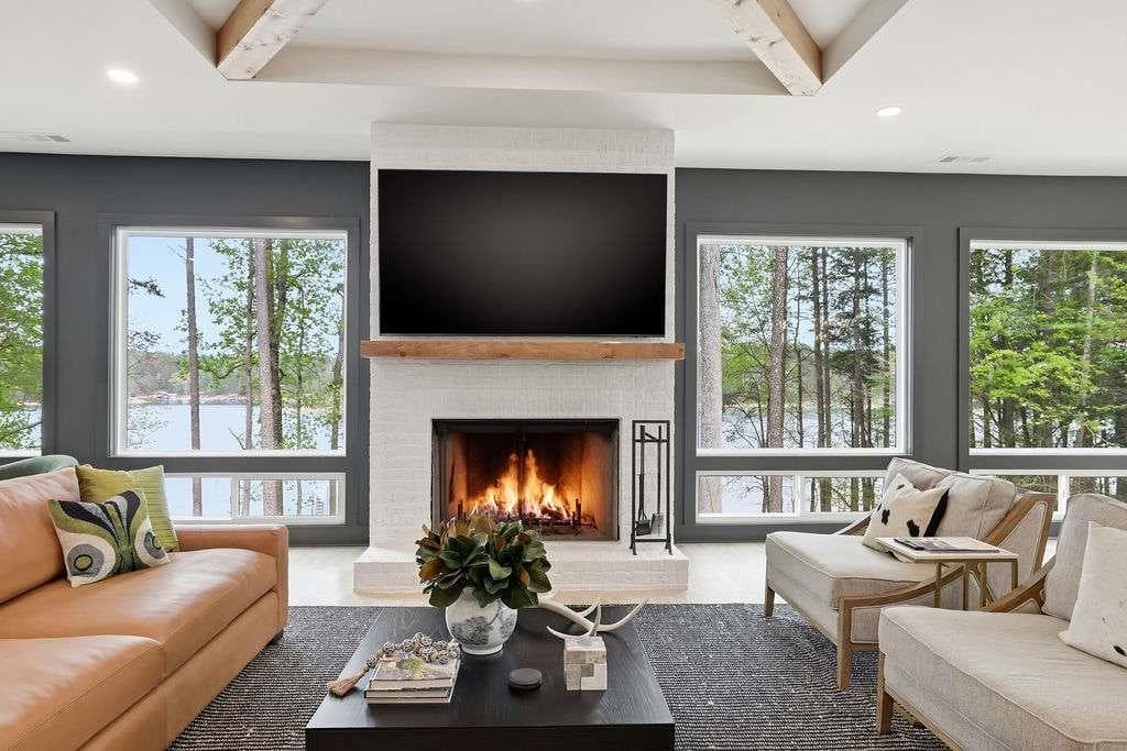 7 bedroom, 7 bathroom, 4,898 sq ft single family residence for sale at 6093 Shadburn Ferry Road, Buford, GA 30518 — photo 8