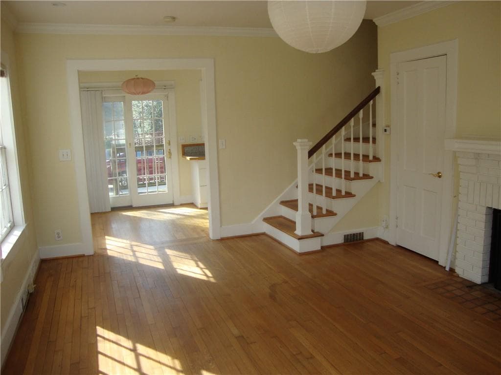1 bedroom, 1 bathroom duplex for rent at 3644 Kingsboro Road B, Atlanta, GA 30319 for $1,650 a month — photo 2
