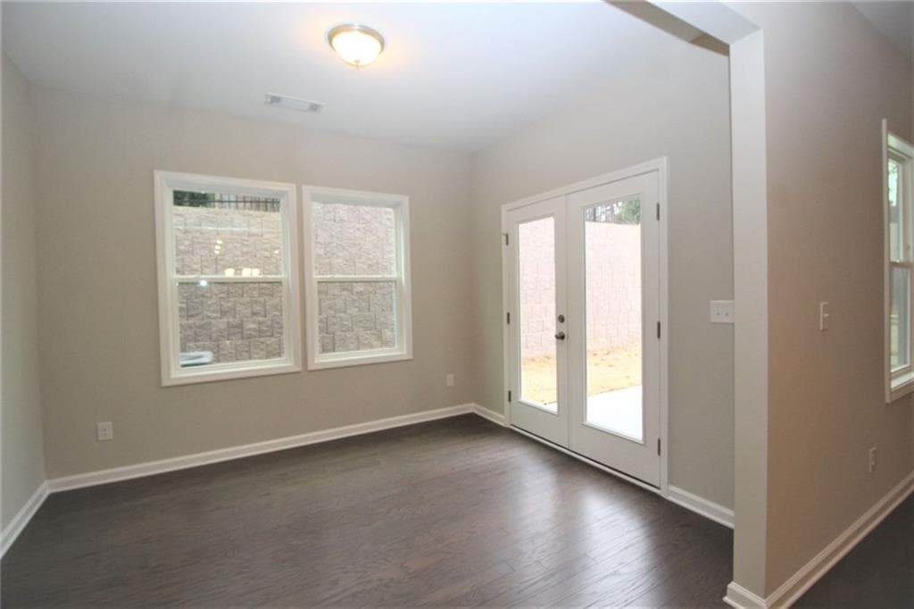3 bedroom, 3 bathroom, 2,476 sq ft townhouse for rent at 1736 Lansing Bluff Walk, Lawrenceville, GA 30043 for $2,250 a month — photo 7