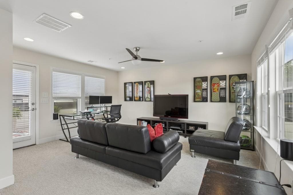 4 bedroom, 5 bathroom, 3,100 sq ft townhouse for sale at 2150 Hinton Drive, Smyrna, GA 30080 — photo 7
