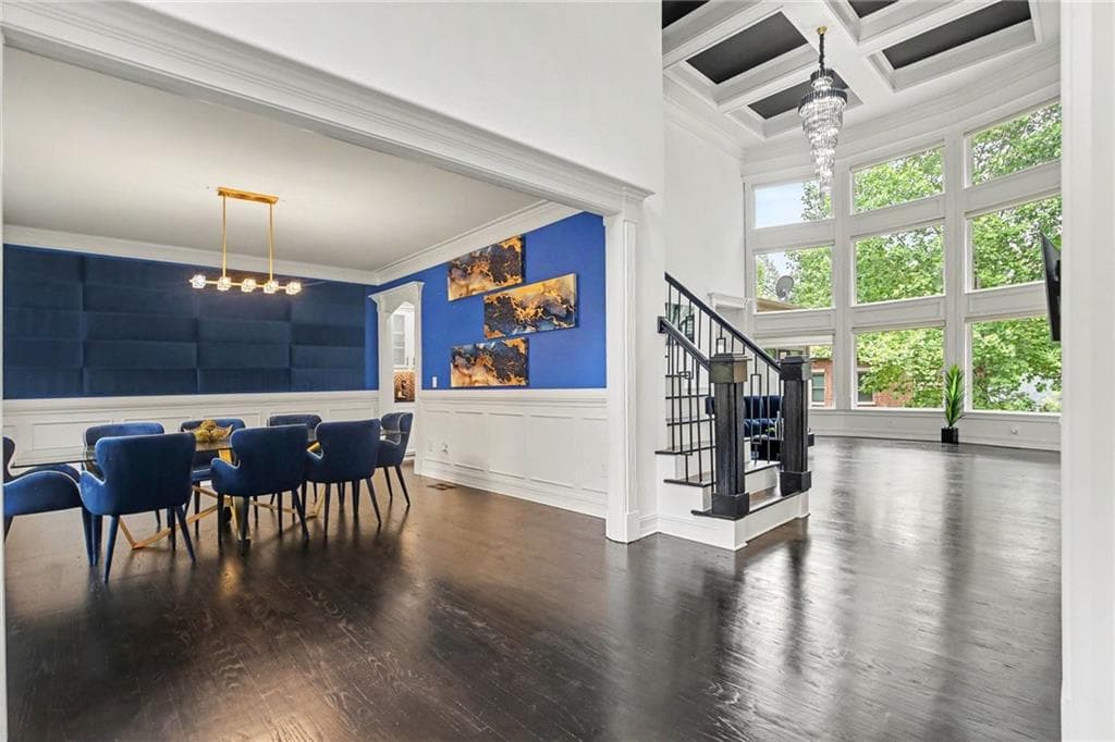 6 bedroom, 7 bathroom, 6,450 sq ft single family residence for sale at 327 Amy Way, Atlanta, GA 30349 — photo 4