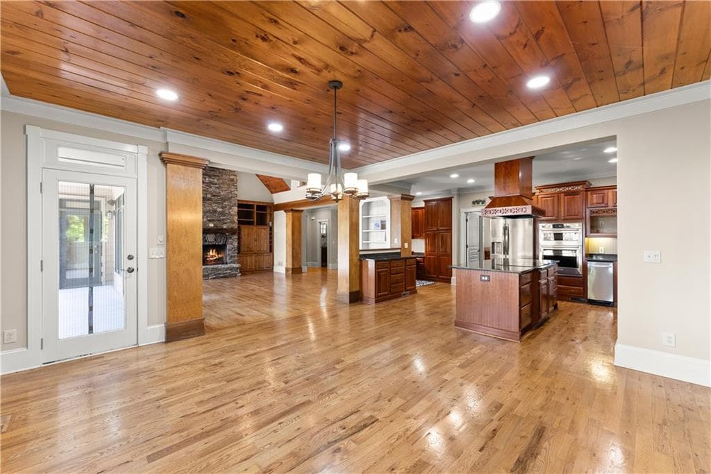 4 bedroom, 6 bathroom, 5,584 sq ft single family residence for sale at 44 Sassafras Ridge, Jasper, GA 30143 — photo 9