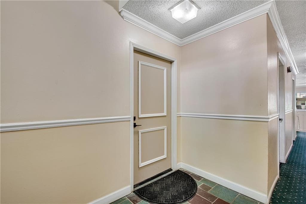 3 bedroom, 2 bathroom condominium for sale at 6851 Roswell Road Q16, Atlanta, GA 30328 — photo 7