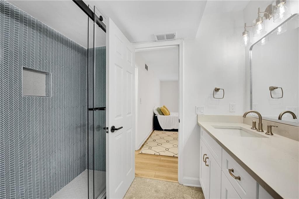 3 bedroom, 2 bathroom condominium for sale at 6851 Roswell Road Q16, Atlanta, GA 30328 — photo 5