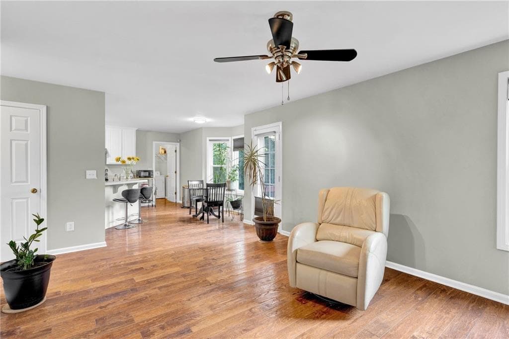 3 bedroom, 3 bathroom, 1,622 sq ft single family residence under contract at 4283 Northwind Drive, Ellenwood, GA 30294 — photo 9