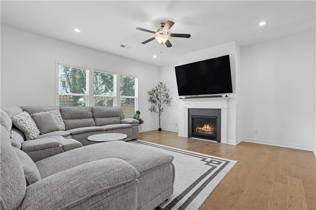 5 bedroom, 4 bathroom, 3,501 sq ft single family residence for sale at 2812 Girard Lane, Duluth, GA 30097 — photo 4