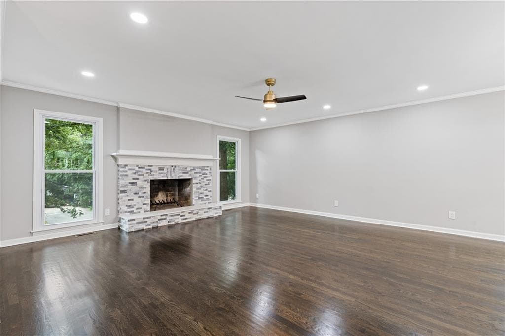 5 bedroom, 4 bathroom, 2,638 sq ft single family residence under contract at 1521 Sundale Drive, Lawrenceville, GA 30046 — photo 4