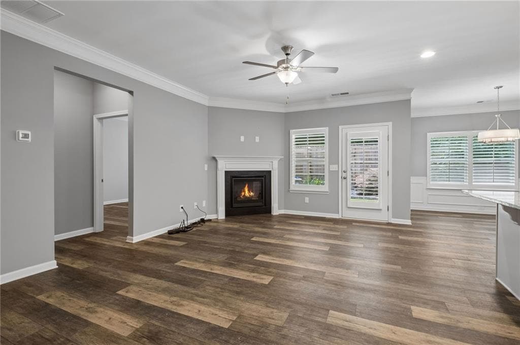 4 bedroom, 3 bathroom, 2,010 sq ft single family residence under contract at 5458 Sycamore Creek Way, Sugar Hill, GA 30518 — photo 10