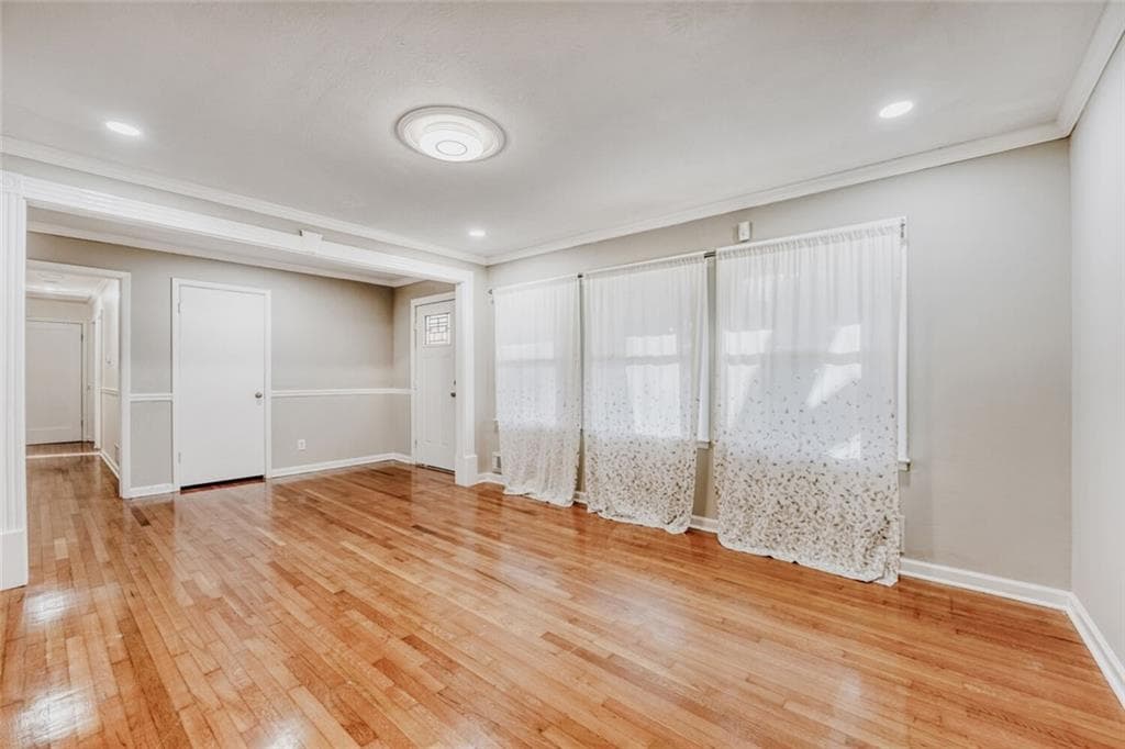 3 bedroom, 3 bathroom, 1,882 sq ft single family residence for sale at 675 Collingwood Drive, Decatur, GA 30032 — photo 4
