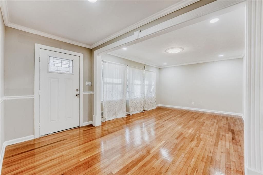 3 bedroom, 3 bathroom, 1,882 sq ft single family residence for sale at 675 Collingwood Drive, Decatur, GA 30032 — photo 6