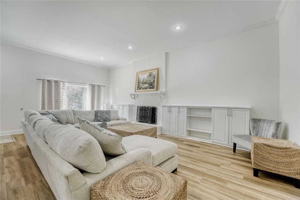 3 bedroom, 3 bathroom, 1,882 sq ft single family residence for sale at 675 Collingwood Drive, Decatur, GA 30032 — photo 8