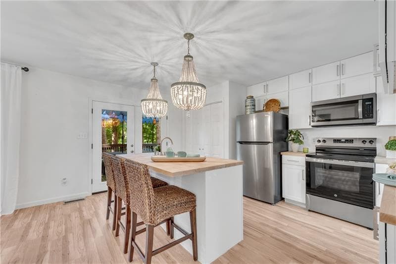 3 bedroom, 3 bathroom single family residence for sale at 140 Julia Ann Circle, Athens, GA 30606 — photo 3