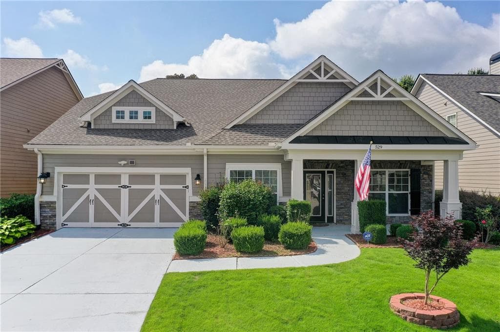 3 bedroom, 2 bathroom, 2,302 sq ft single family residence for rent at 529 Olympic Way, Acworth, GA 30102 for $2,900 a month — photo 1 of 38