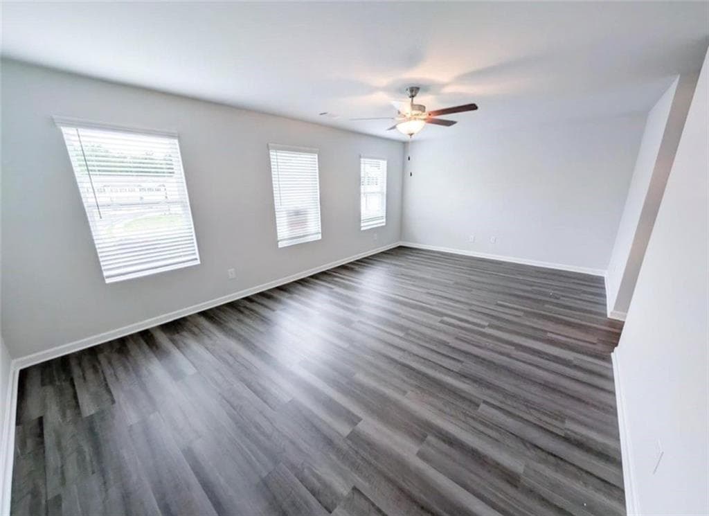 3 bedroom, 3 bathroom, 1,664 sq ft townhouse for rent at 118 Brexley Drive, Calhoun, GA 30701 for $1,650 a month — photo 4