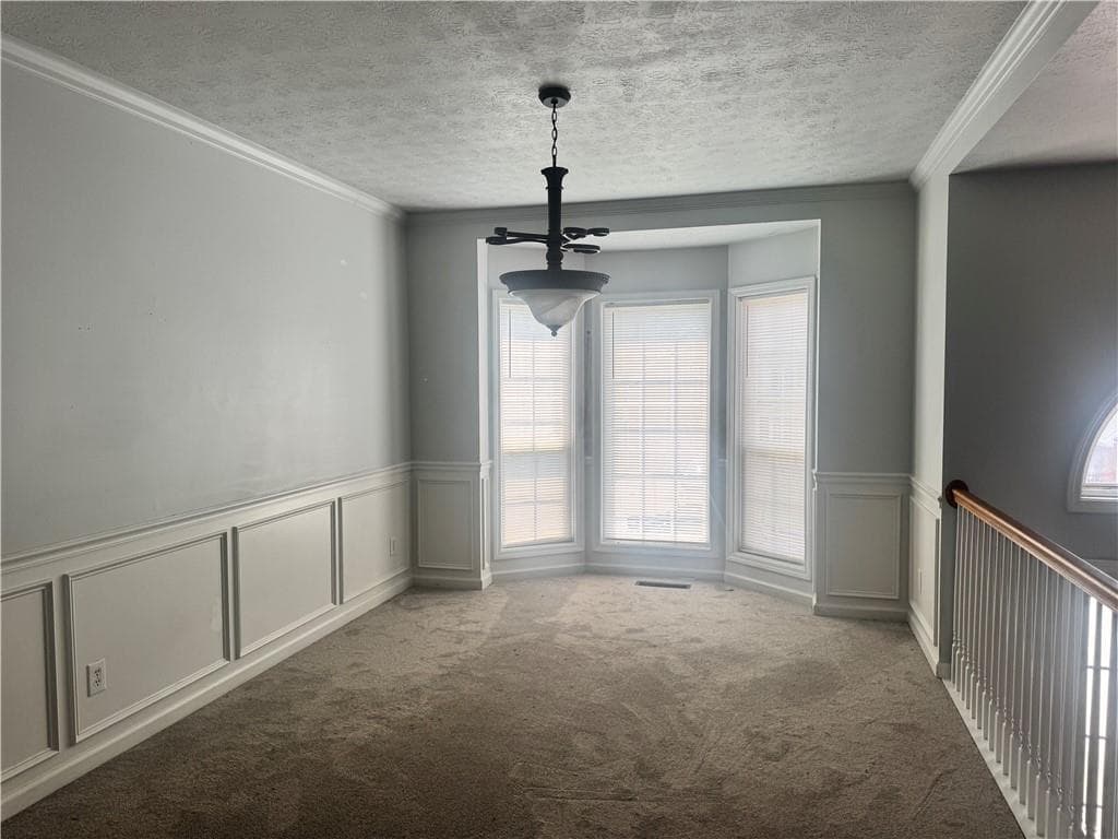 5 bedroom, 3 bathroom, 2,572 sq ft single family residence for rent at 3510 Palmer Lake Point, Douglasville, GA 30135 for $2,500 a month — photo 8