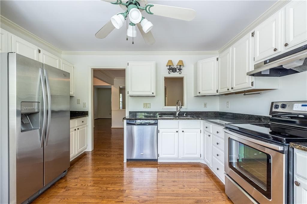 3 bedroom, 4 bathroom, 2,190 sq ft townhouse for sale at 37 Sycamore Station, Decatur, GA 30030 — photo 10