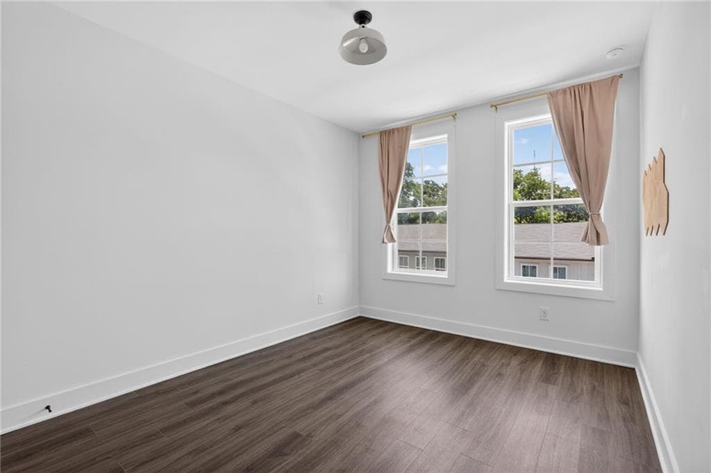 3 bedroom, 3 bathroom, 2,388 sq ft townhouse for sale at 24 Becker Place, Atlanta, GA 30307 — photo 8