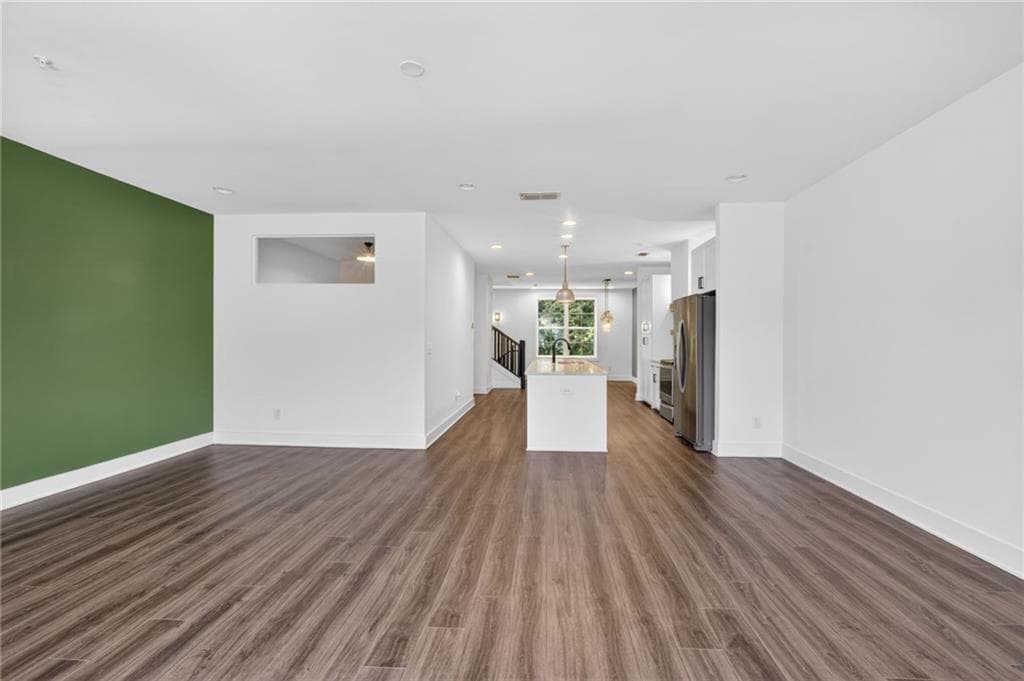 3 bedroom, 3 bathroom, 2,388 sq ft townhouse for sale at 24 Becker Place, Atlanta, GA 30307 — photo 10
