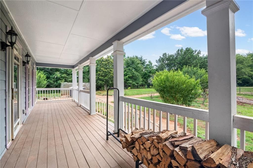 5 bedroom, 5 bathroom, 3,477 sq ft single family residence for sale at 574 Antioch Road, Fayetteville, GA 30215 — photo 7