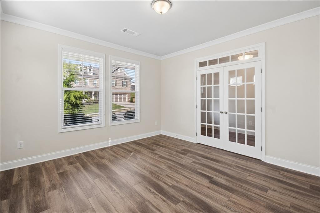 5 bedroom, 4 bathroom, 3,173 sq ft single family residence under contract at 1581 Branthaven Lane, Auburn, GA 30011 — photo 10