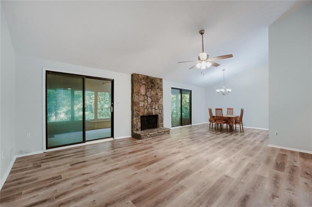 4 bedroom, 3 bathroom, 1,870 sq ft single family residence for sale at 2035 N Landing Way, Marietta, GA 30066 — photo 7
