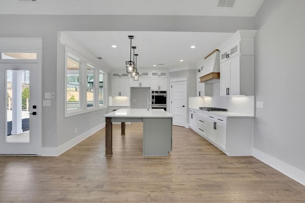 4 bedroom, 3 bathroom, 2,401 sq ft single family residence for sale at 101 Alaina Road, Canton, GA 30115 — photo 9