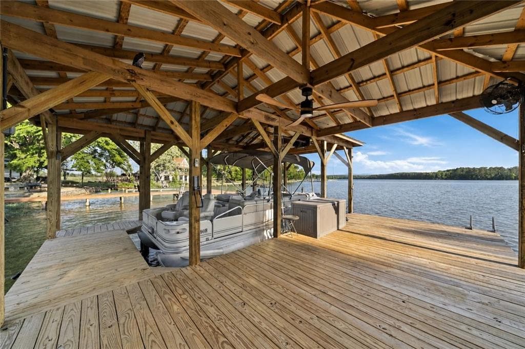 3 bedroom, 2 bathroom, 1,600 sq ft single family residence under contract at 165 County Road 783, Centre, AL 35960 — photo 4