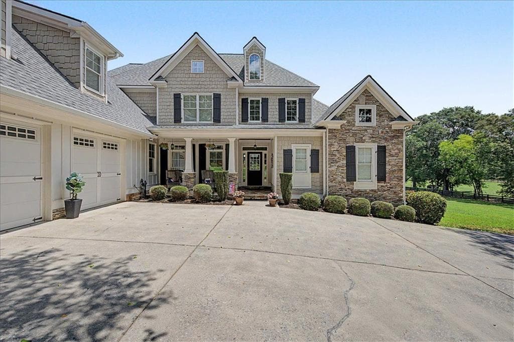 5 bedroom, 5 bathroom, 4,806 sq ft single family residence for sale at 1334 Euharlee Road, Euharlee, GA 30120 — photo 2
