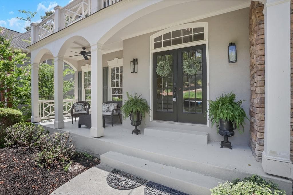 6 bedroom, 4 bathroom, 4,000 sq ft single family residence under contract at 1950 Woods River Lane, Duluth, GA 30097 — photo 2