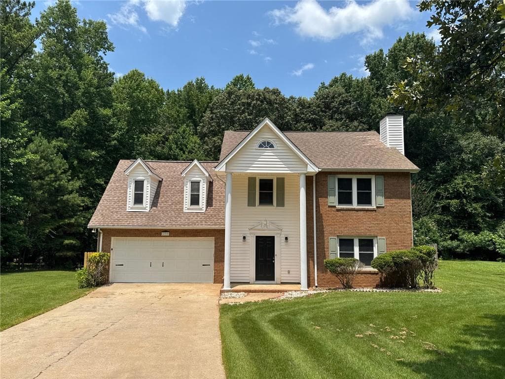 4 bedroom, 3 bathroom, 1,960 sq ft single family residence for sale at 139 Burnham, Peachtree City, GA 30269 — photo 1 of 20