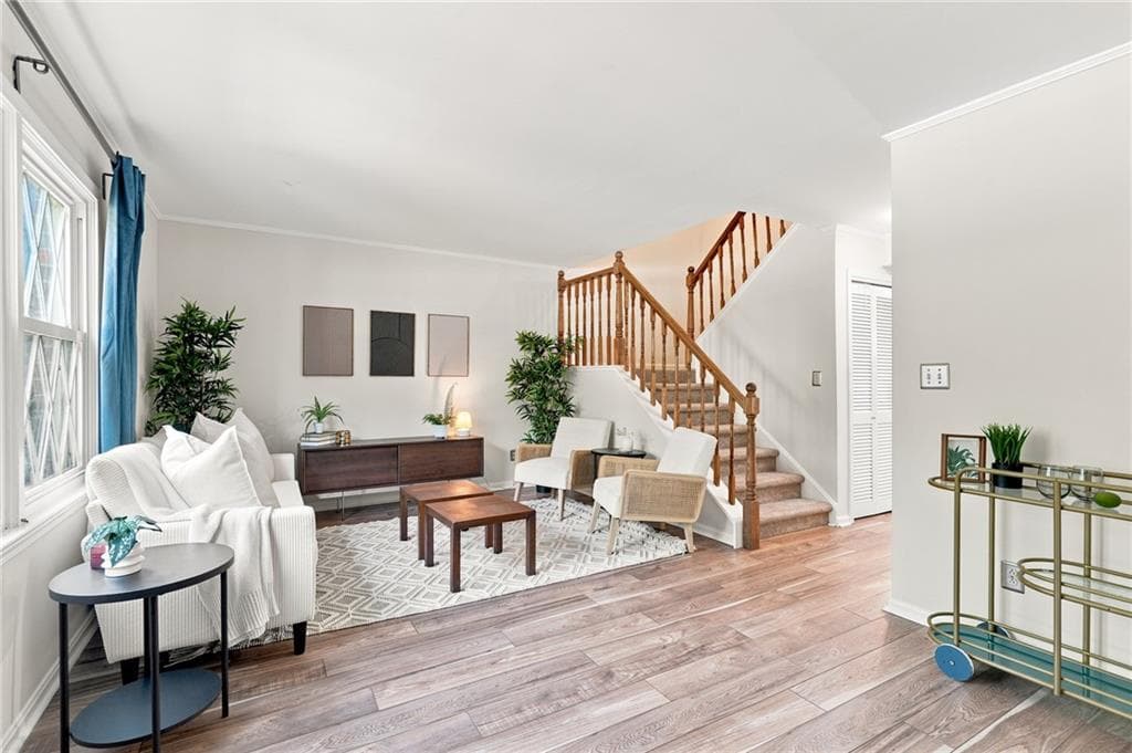 3 bedroom, 3 bathroom, 1,452 sq ft townhouse for sale at 1111 Scott Boulevard, Decatur, GA 30030 — photo 6