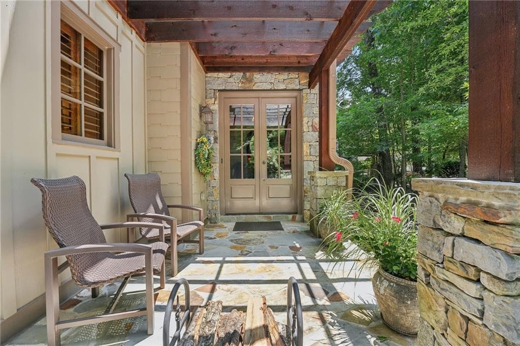 3 bedroom, 4 bathroom, 3,322 sq ft single family residence for sale at 63 Choctaw Ridge, Big Canoe, GA 30143 — photo 5