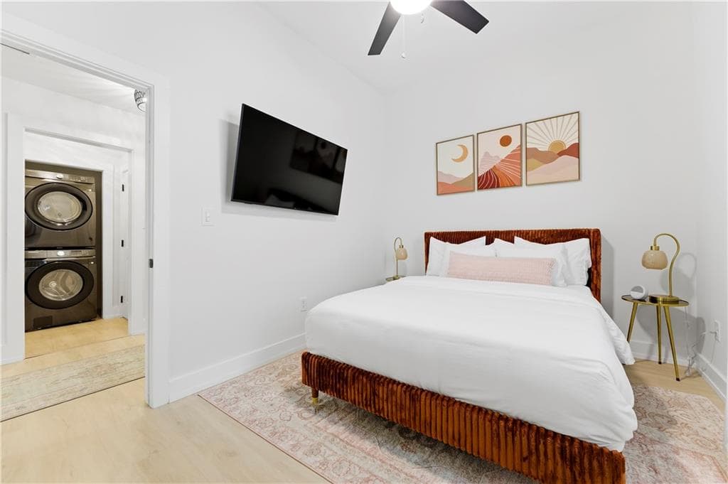 3 bedroom, 2 bathroom, 1,256 sq ft single family residence for sale at 674 Jett Street, Atlanta, GA 30318 — photo 7