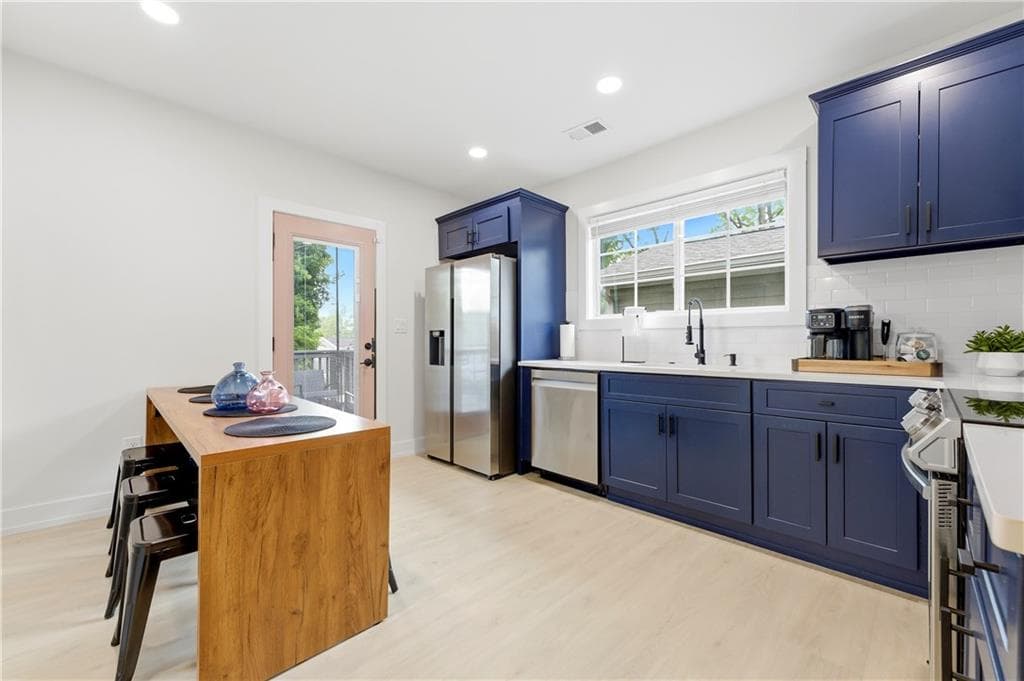 3 bedroom, 2 bathroom, 1,256 sq ft single family residence for sale at 674 Jett Street, Atlanta, GA 30318 — photo 10