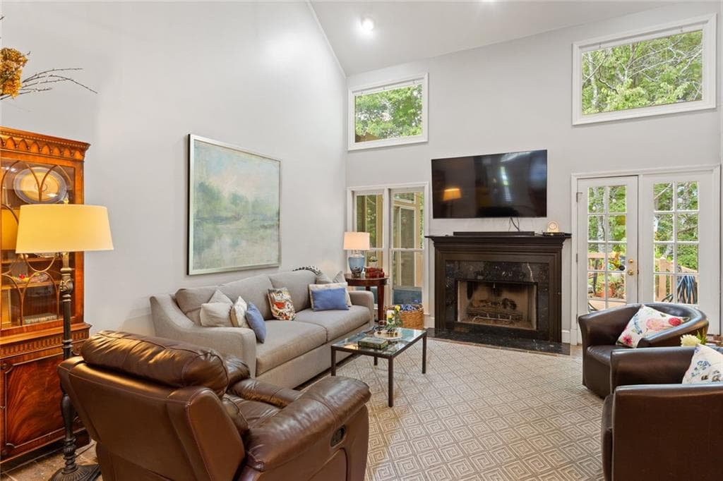 4 bedroom, 3 bathroom, 4,100 sq ft single family residence for sale at 1958 Tristan Drive, Smyrna, GA 30080 — photo 2