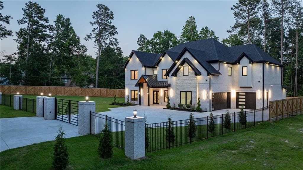 5 bedroom, 6 bathroom, 6,400 sq ft single family residence under contract at 1613 Azalea Drive, Lawrenceville, GA 30043 — photo 9