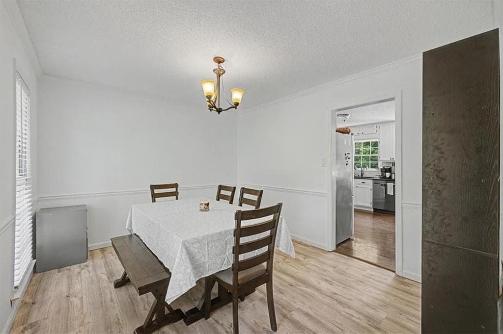 3 bedroom, 3 bathroom, 2,066 sq ft single family residence for sale at 4111 Falcon Shores Court, Acworth, GA 30101 — photo 9