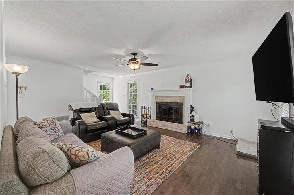 3 bedroom, 3 bathroom, 2,066 sq ft single family residence for sale at 4111 Falcon Shores Court, Acworth, GA 30101 — photo 10