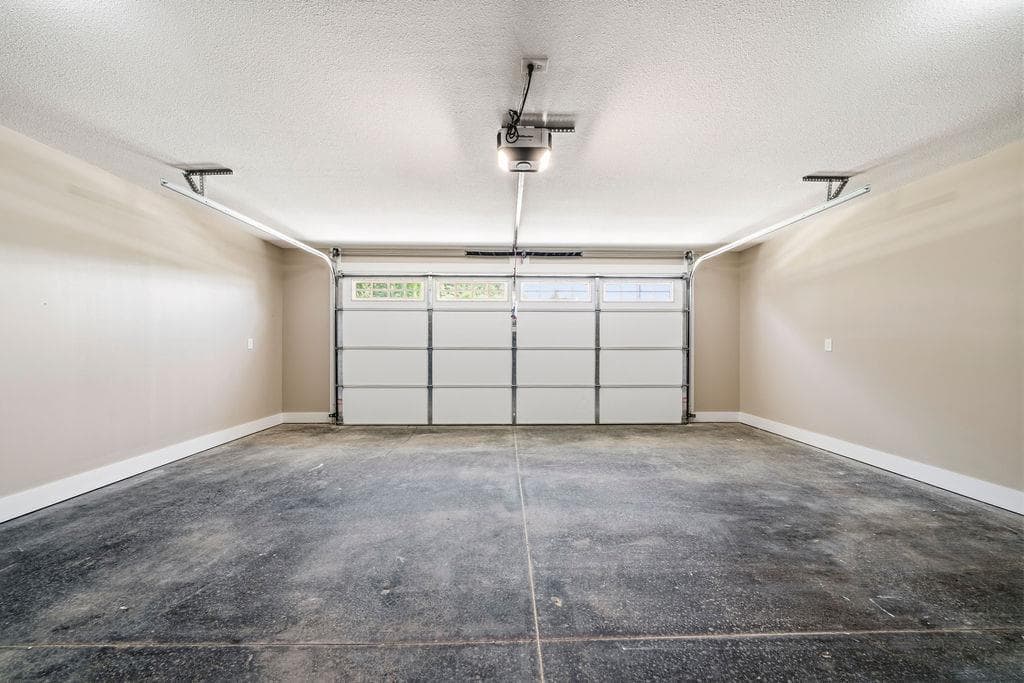 3 bedroom, 2 bathroom, 1,738 sq ft single family residence for sale at 1260 County Rd 118, Centre, AL 35960 — photo 3