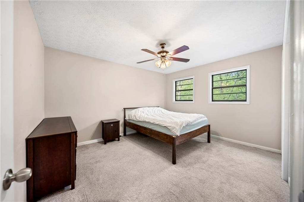 4 bedroom, 3 bathroom, 1,920 sq ft single family residence for sale at 5121 Heather Road, Smyrna, GA 30082 — photo 7