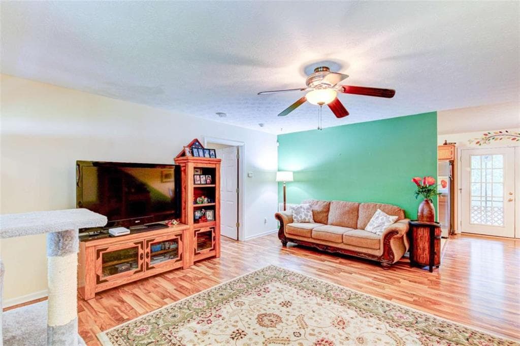 2 bedroom, 2 bathroom, 1,276 sq ft single family residence for sale at 840 Folds Road, Carrollton, GA 30116 — photo 10