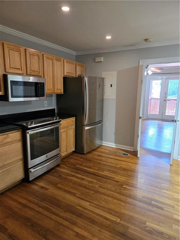 1 bedroom, 1 bathroom, 620 sq ft condominium for rent at 317 8th Street 3, Atlanta, GA 30309 for $1,750 a month — photo 4