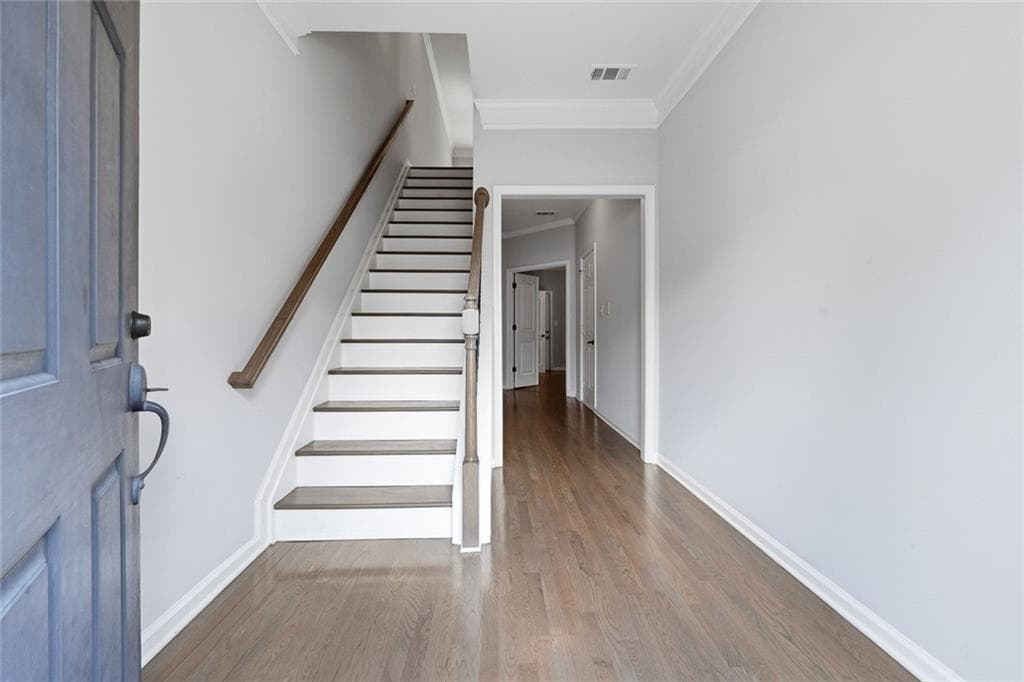 3 bedroom, 4 bathroom, 2,358 sq ft townhouse for rent at 1877 Appaloosa Run Trail, Buford, GA 30519 for $2,300 a month — photo 4