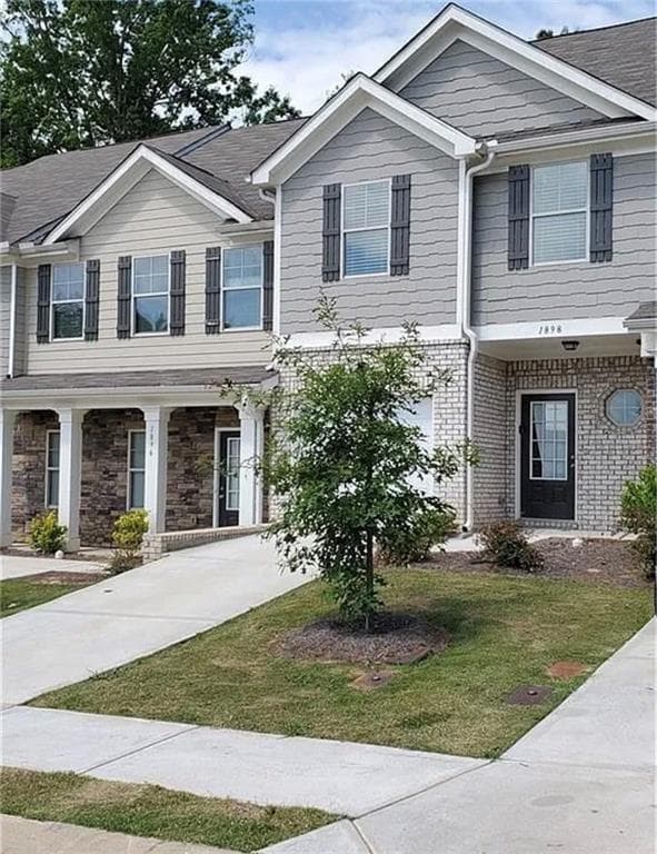 3 bedroom, 3 bathroom, 1,454 sq ft townhouse for rent at 1898 Old Dogwood, Jonesboro, GA 30238 for $1,700 a month — photo 2