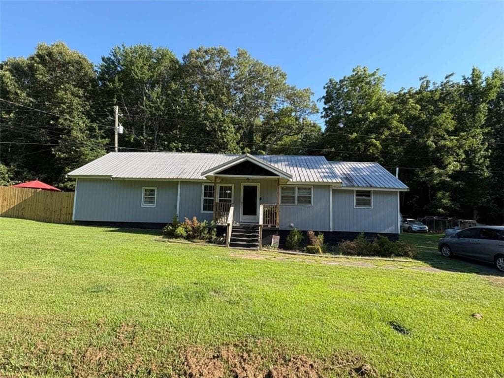 3 bedroom, 2 bathroom, 1,404 sq ft single family residence under contract at 1049 Prior Station Road, Cedartown, GA 30125